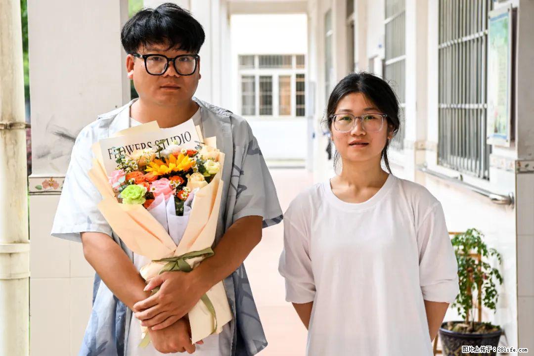 全网追的“扁担女孩”,找了一份暑假工,时薪12元 - 三亚生活资讯 - 三亚28生活网 sanya.28life.com